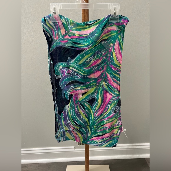 Lilly Pulitzer Green and Pink Infinity Loop Scarf - Picture 2 of 5